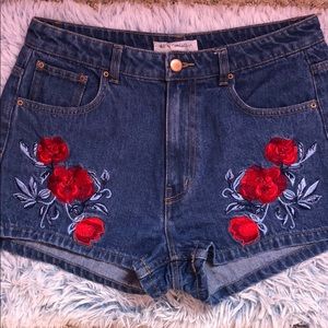h&m | Coachella Collection Embroidered Jean Shorts